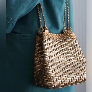 Franco Sarto Metallic Faux Leather Drawstring Bucket Bag Vtg 80s 90s